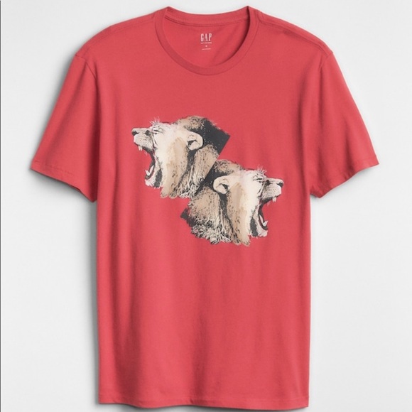 GAP Other - Graphic Short Sleeve Crewneck T-Shirt